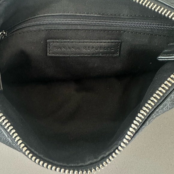 Banana Republic Purse - Picture 3 of 3